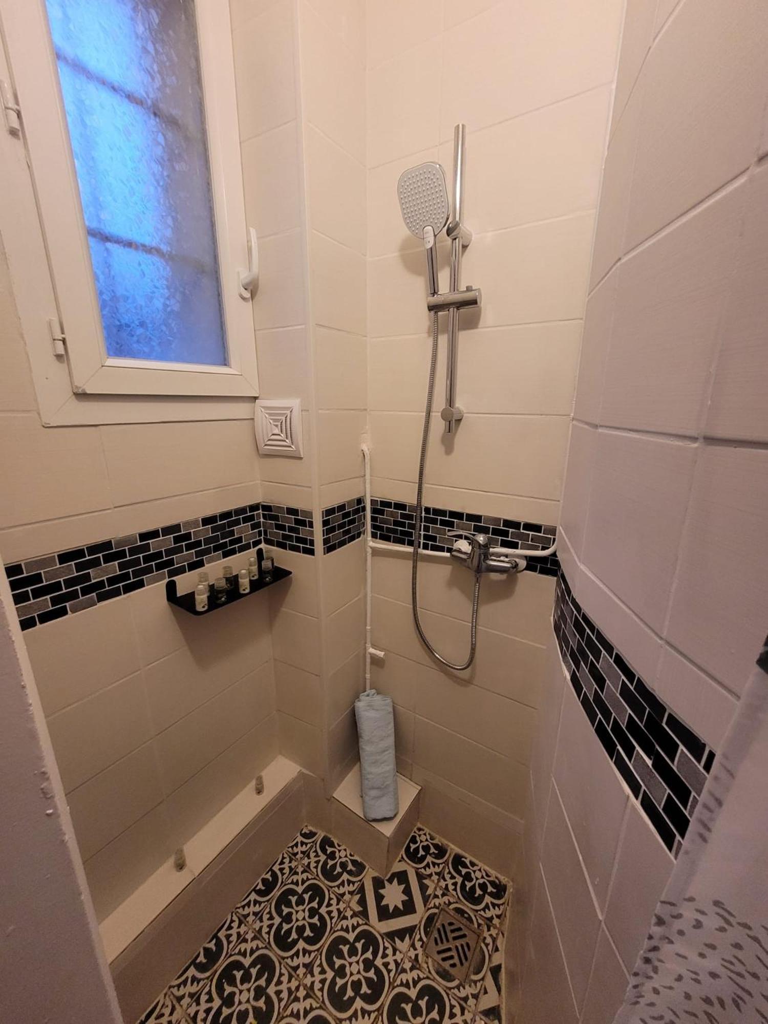 Charmant Appartement Pres De Montmartre 2 Παρίσι Εξωτερικό φωτογραφία