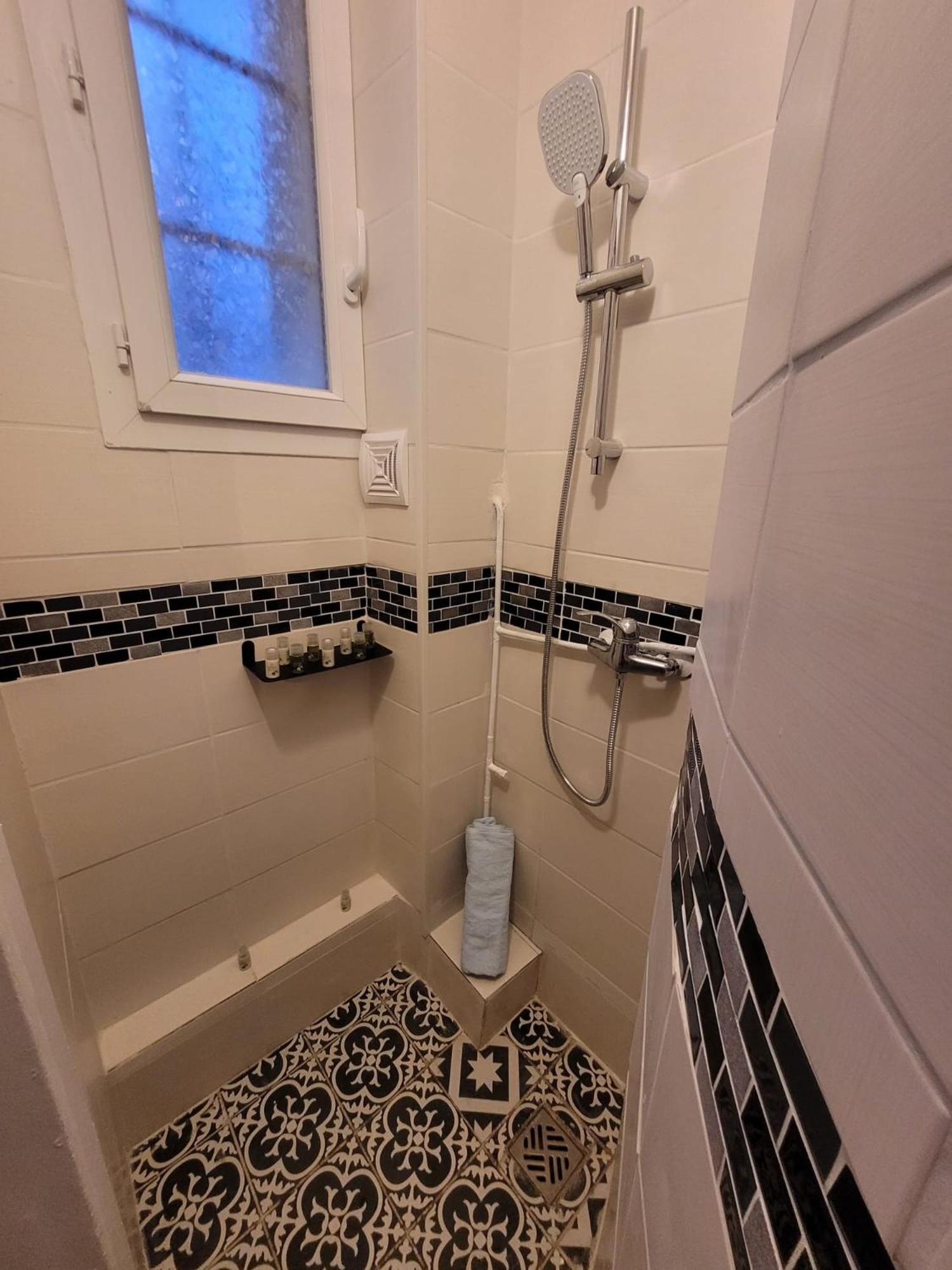 Charmant Appartement Pres De Montmartre 2 Παρίσι Εξωτερικό φωτογραφία